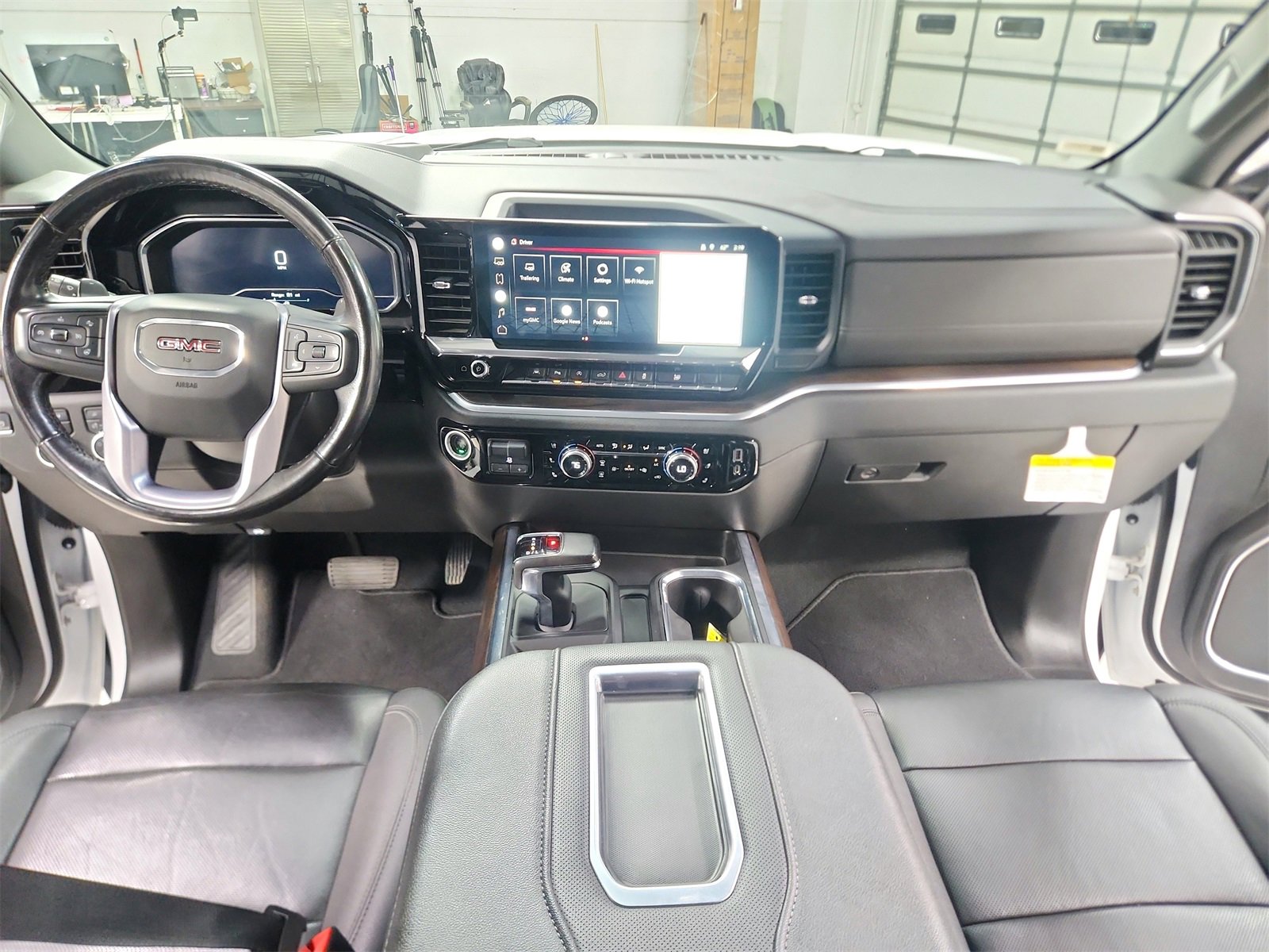 Used 2022 GMC Sierra 1500 SLT w/ SLT Premium Plus Package image 24