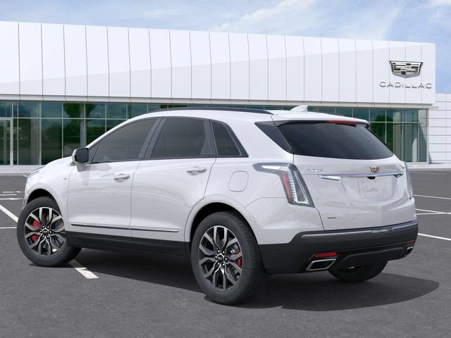 New 2026 Cadillac XT5 Sportv w/ LPO, Floor Liner Package AWD/4WD image 3