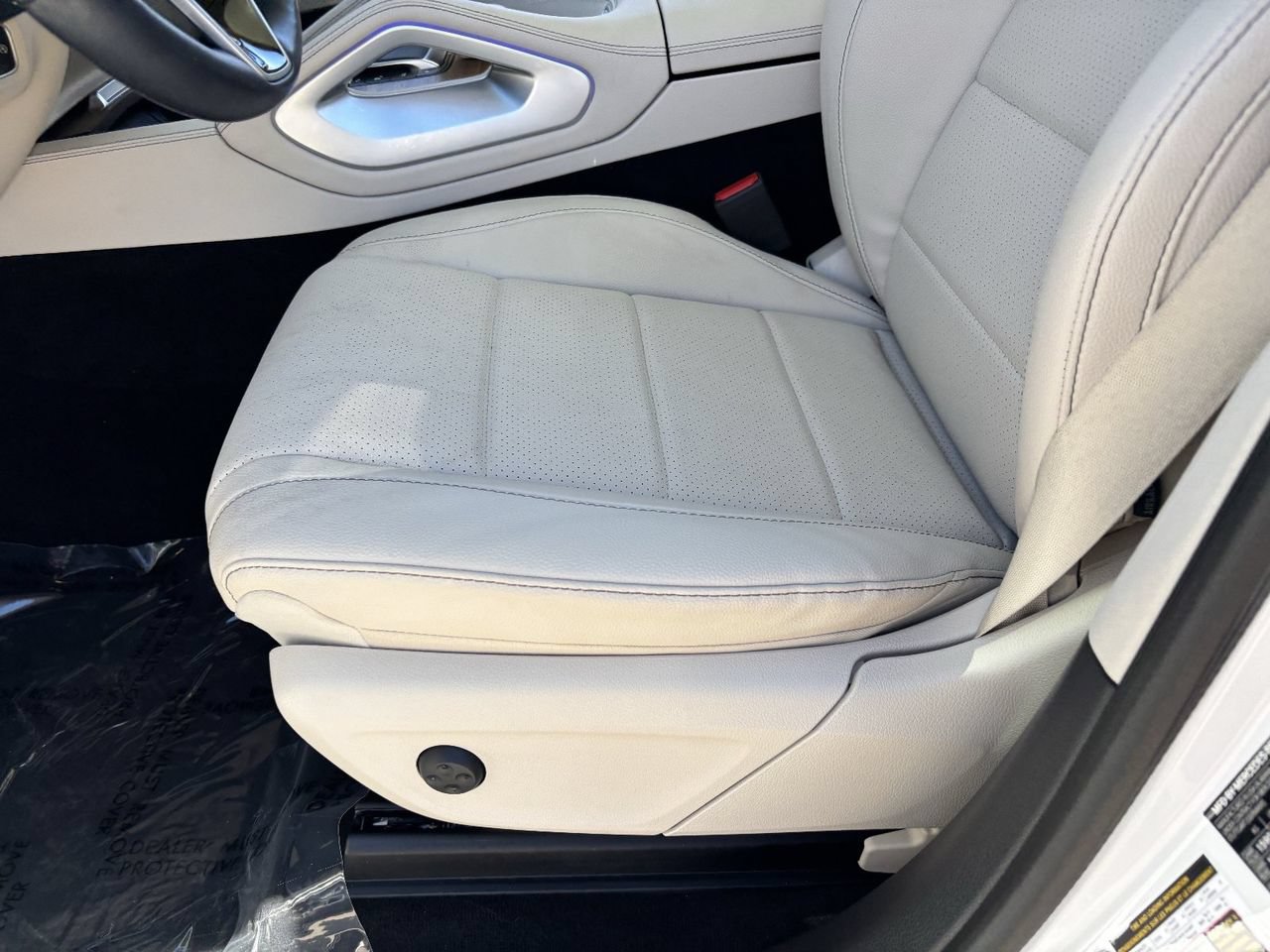 Used 2024 Mercedes-Benz GLS 450 4MATIC image 19