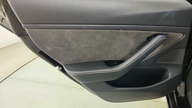 Used 2019 Tesla Model 3 RWD image 24