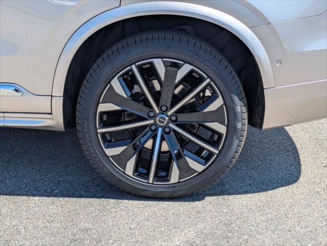 New 2026 Volvo XC90 T8 Plus w/ Protection Package Premier AWD/4WD image 6
