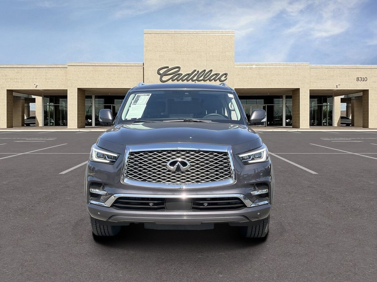 Used 2022 INFINITI QX80 Luxe w/ Cargo Package RWD image 2