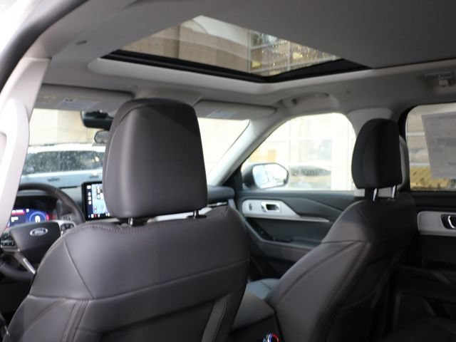 New 2026 Ford Explorer Active w/ Active Comfort Package AWD/4WD image 17