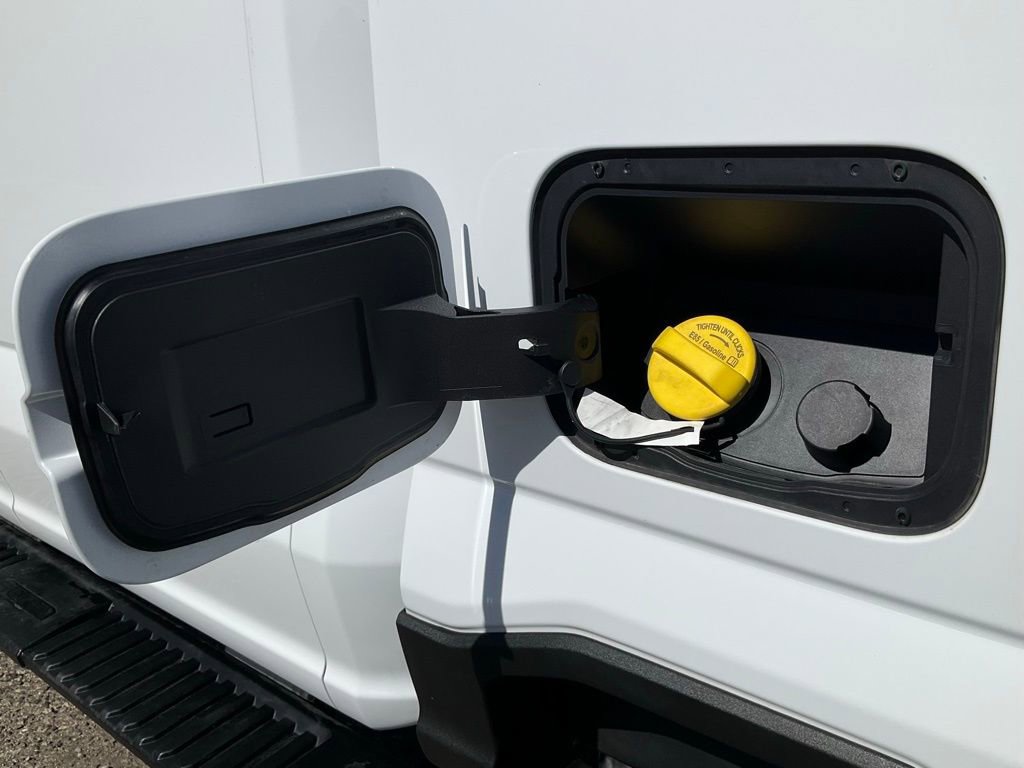 Used 2024 Ford F250 XL w/ FX4 Off-Road Package image 15