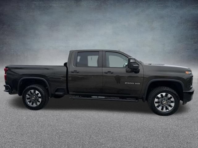 Used 2022 Chevrolet Silverado 2500 Custom w/ Custom Value Package AWD/4WD image 6