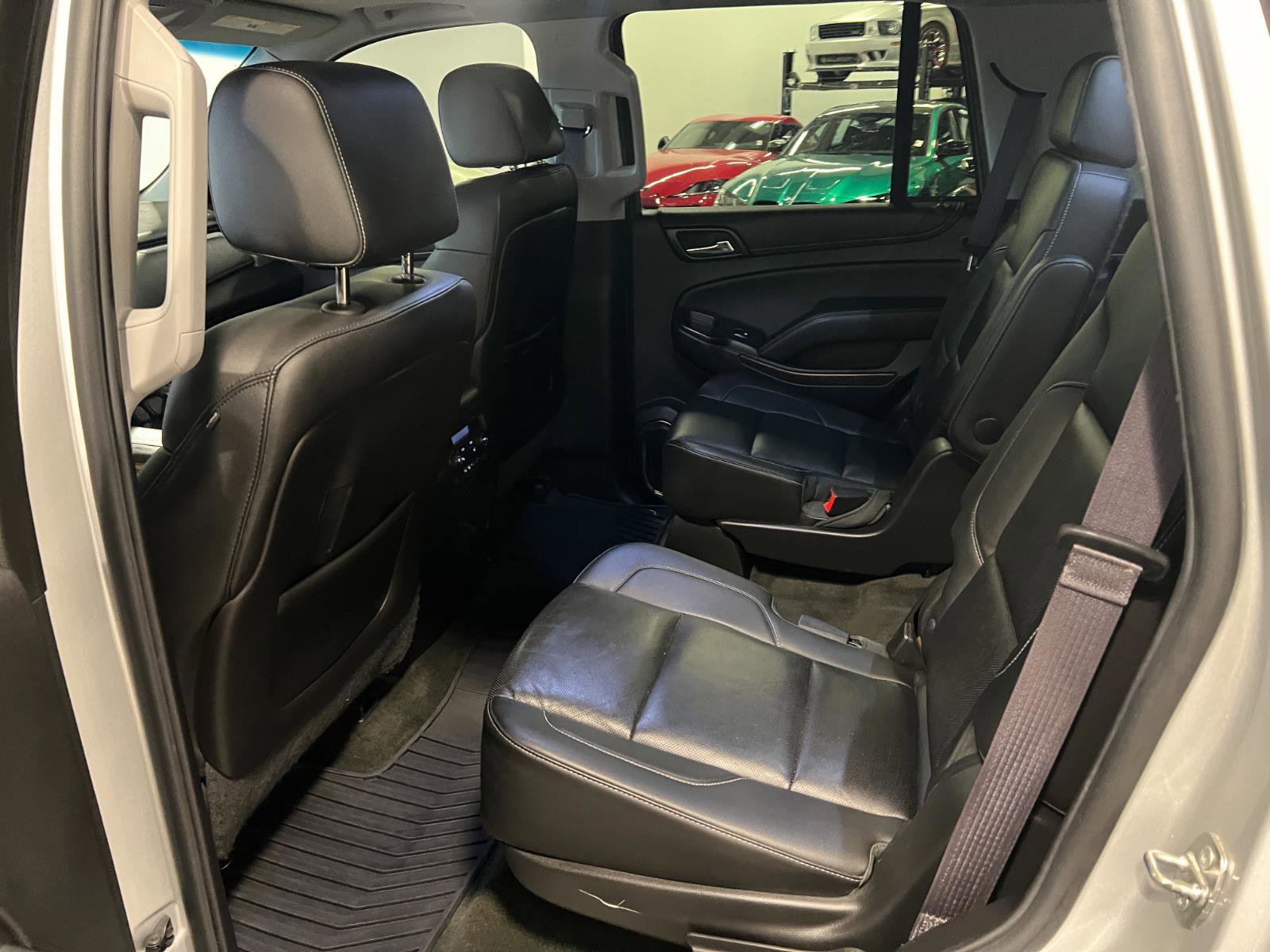 Used 2015 GMC Yukon SLT w/ Open Road Package image 29