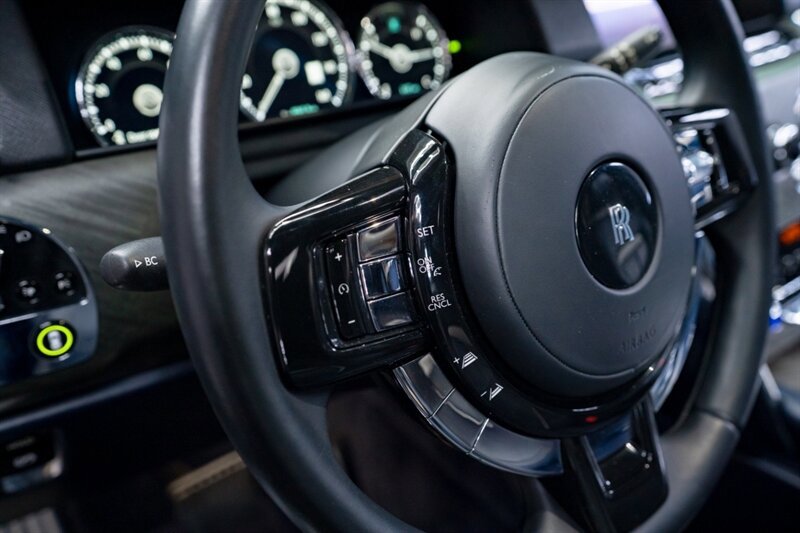 Used 2020 Rolls-Royce Cullinan AWD/4WD image 32