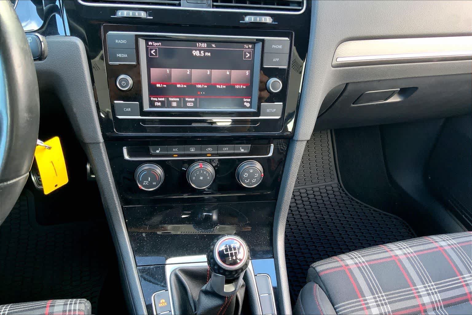 Used 2019 Volkswagen GTI S FWD image 34