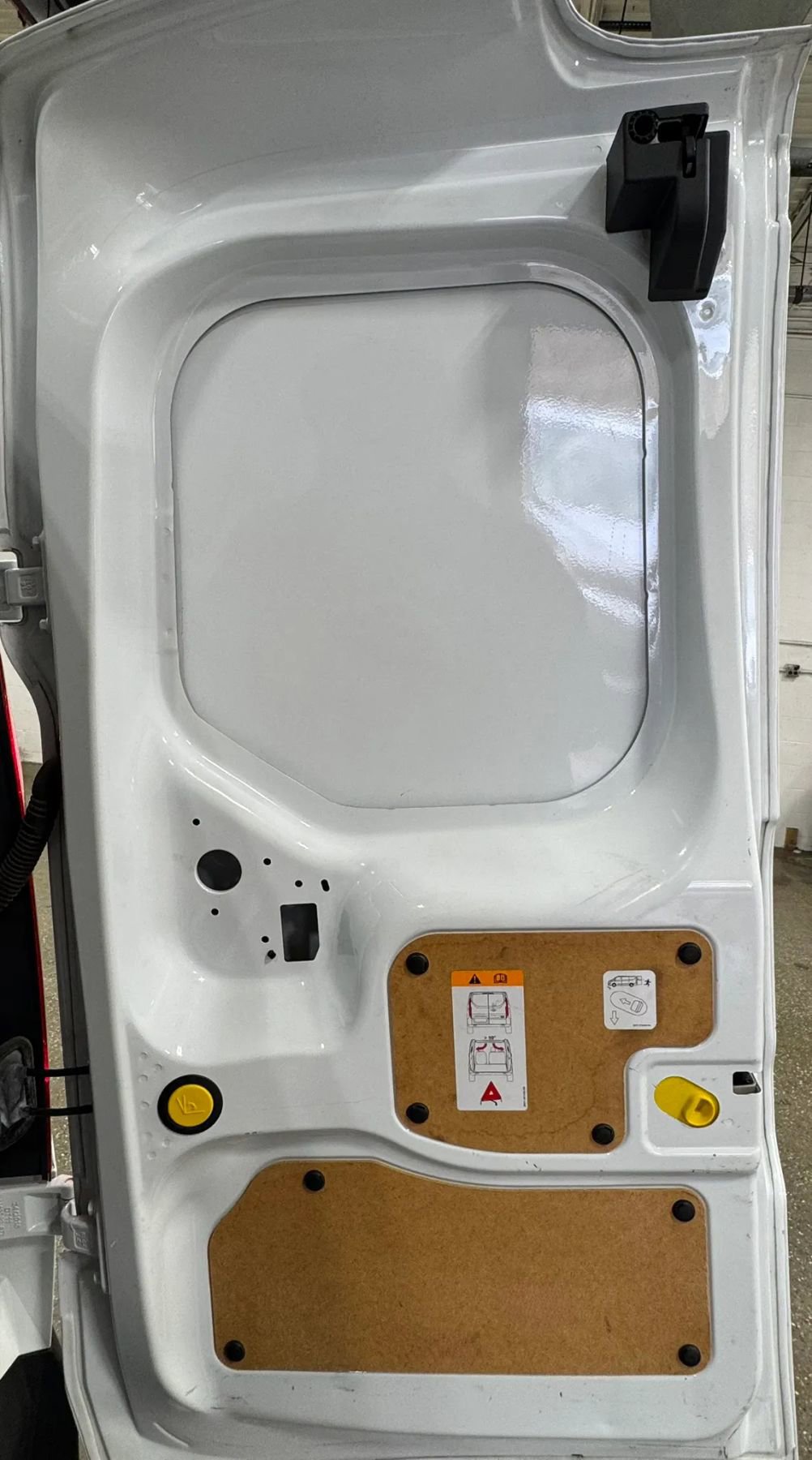 Used 2019 Ford Transit Connect XLT image 25