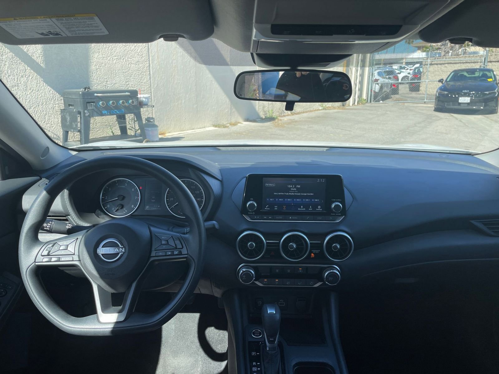 Used 2025 Nissan Sentra S image 31