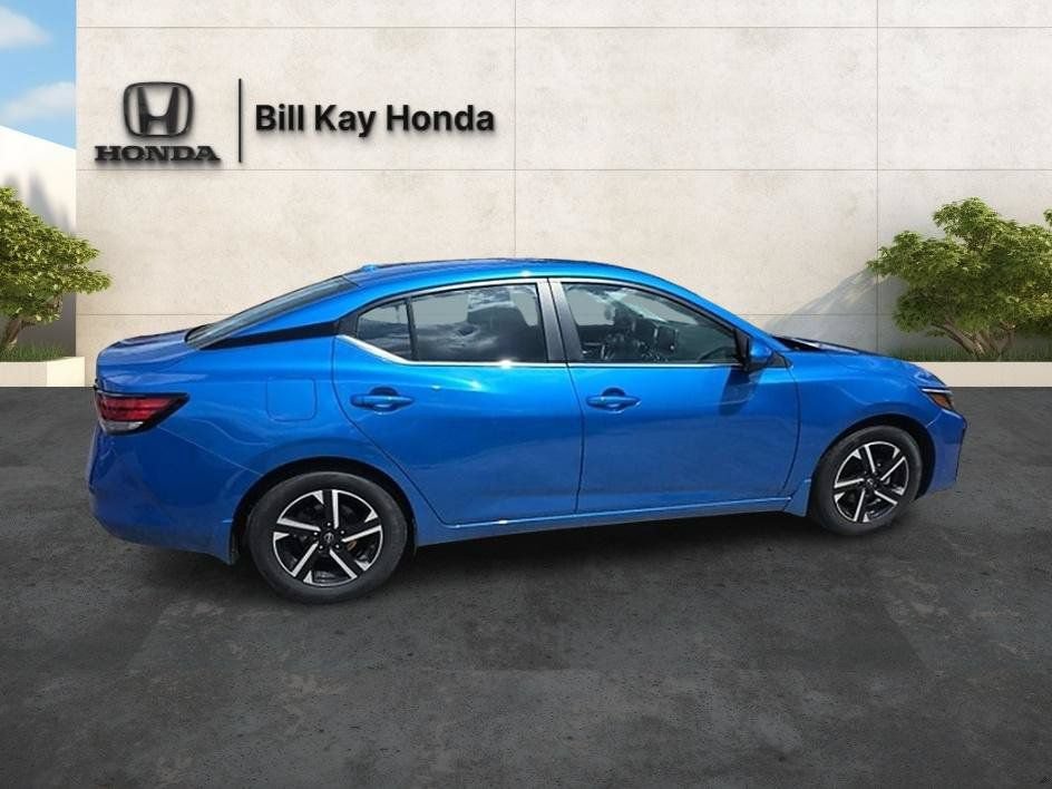 Used 2024 Nissan Sentra SV w/ All-Weather Package FWD image 6