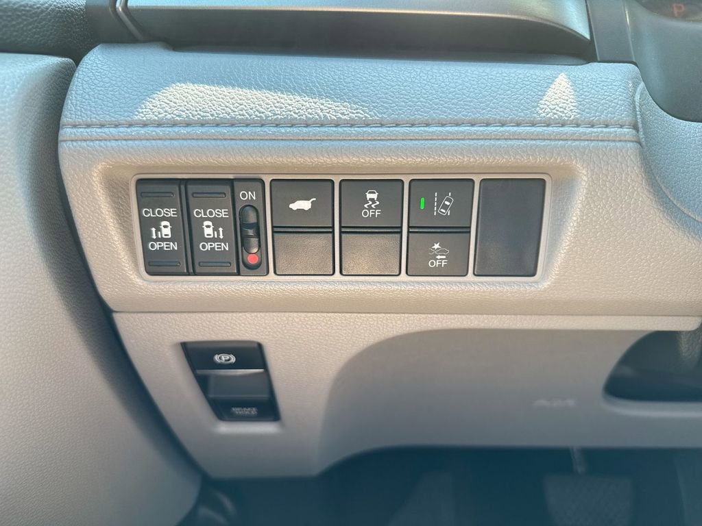 Used 2019 Honda Odyssey EX-L image 19