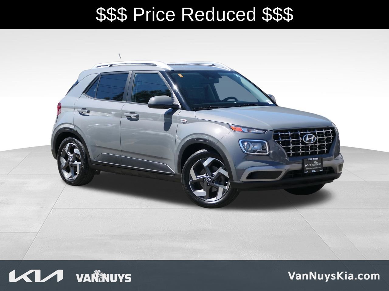 Used 2023 Hyundai Venue SEL