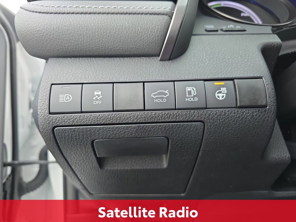 Certified 2021 Toyota Camry XSE w/ Navigation Upgrade Package image 31