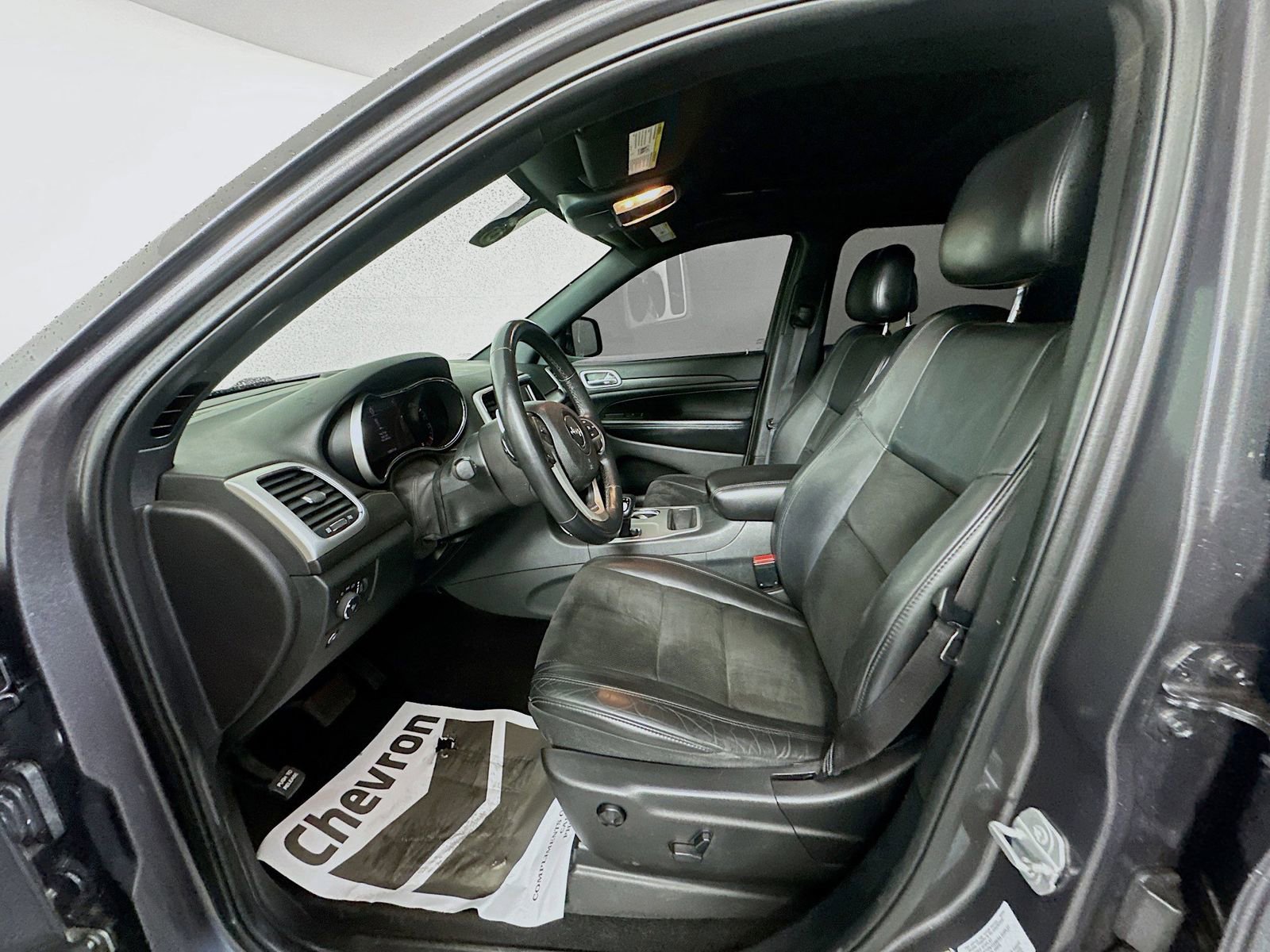 Used 2015 Jeep Grand Cherokee Altitude AWD/4WD image 19