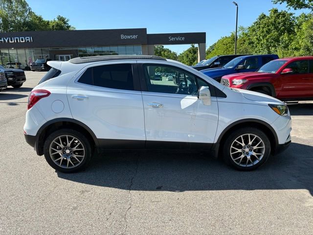 Used 2018 Buick Encore Sport Touring AWD/4WD image 8