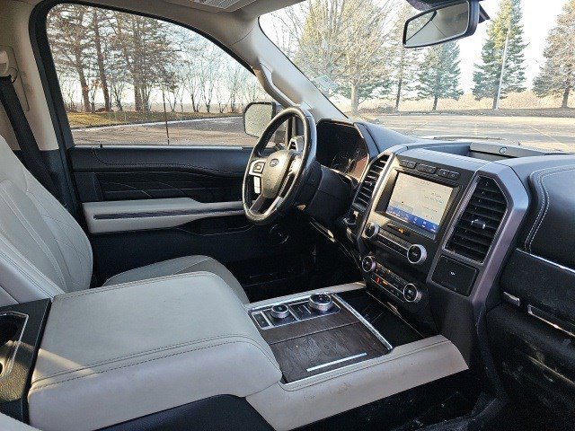 Used 2020 Ford Expedition Platinum image 11