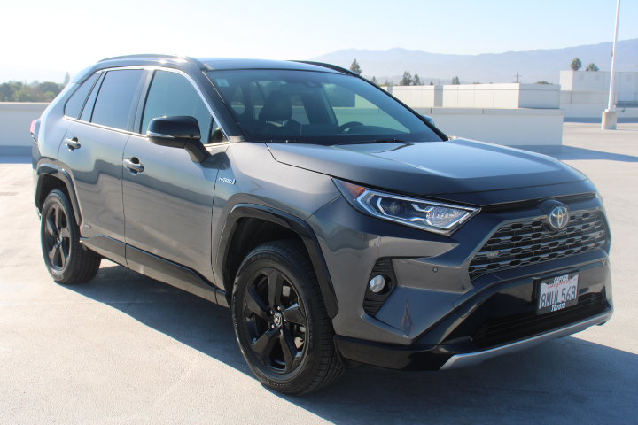 Used 2019 Toyota RAV4 XSE AWD/4WD image 2
