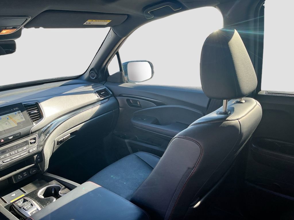 Used 2024 Honda Passport Black Edition image 24