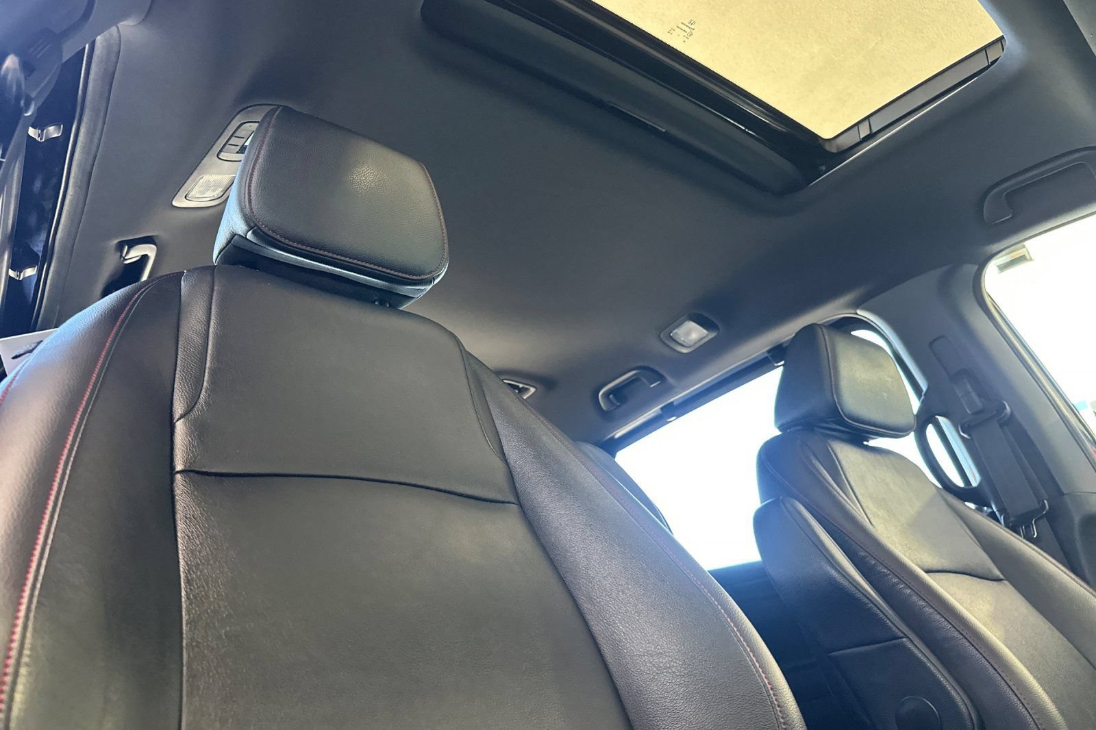 Used 2023 Honda Odyssey Sport image 17