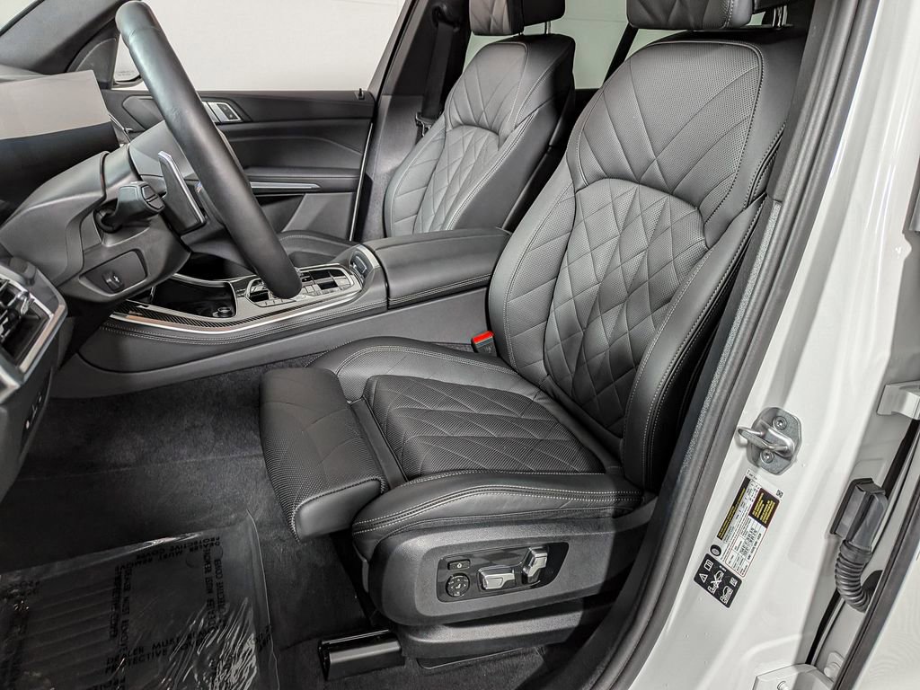 Used 2026 BMW X5 M60i image 19