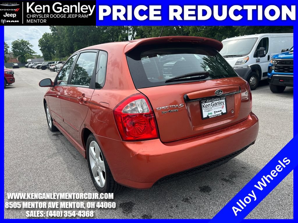 Used 2009 Kia Spectra5 SX FWD image 6