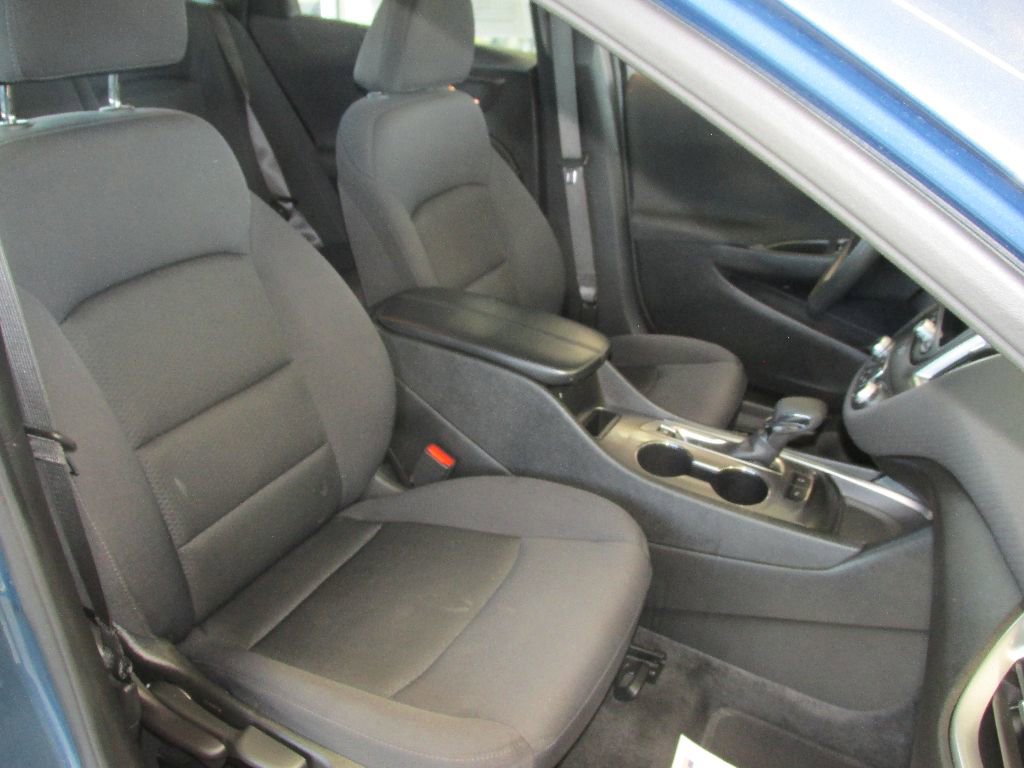 Used 2024 Chevrolet Malibu LT image 27