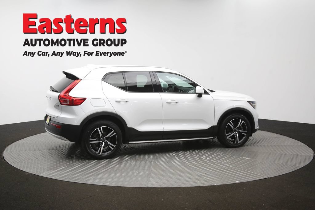 Used 2023 Volvo XC40 B5 Core AWD/4WD image 44