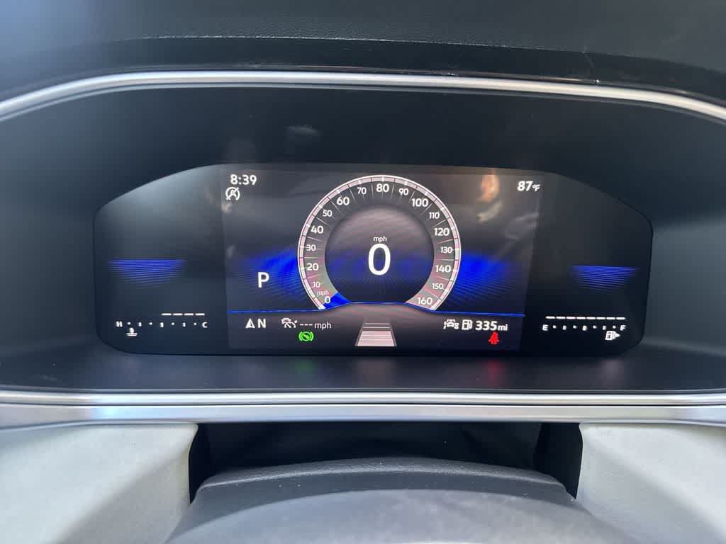 New 2026 Volkswagen Taos SE FWD image 16