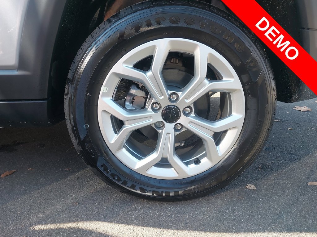 New 2025 Jeep Compass Sport AWD/4WD image 35