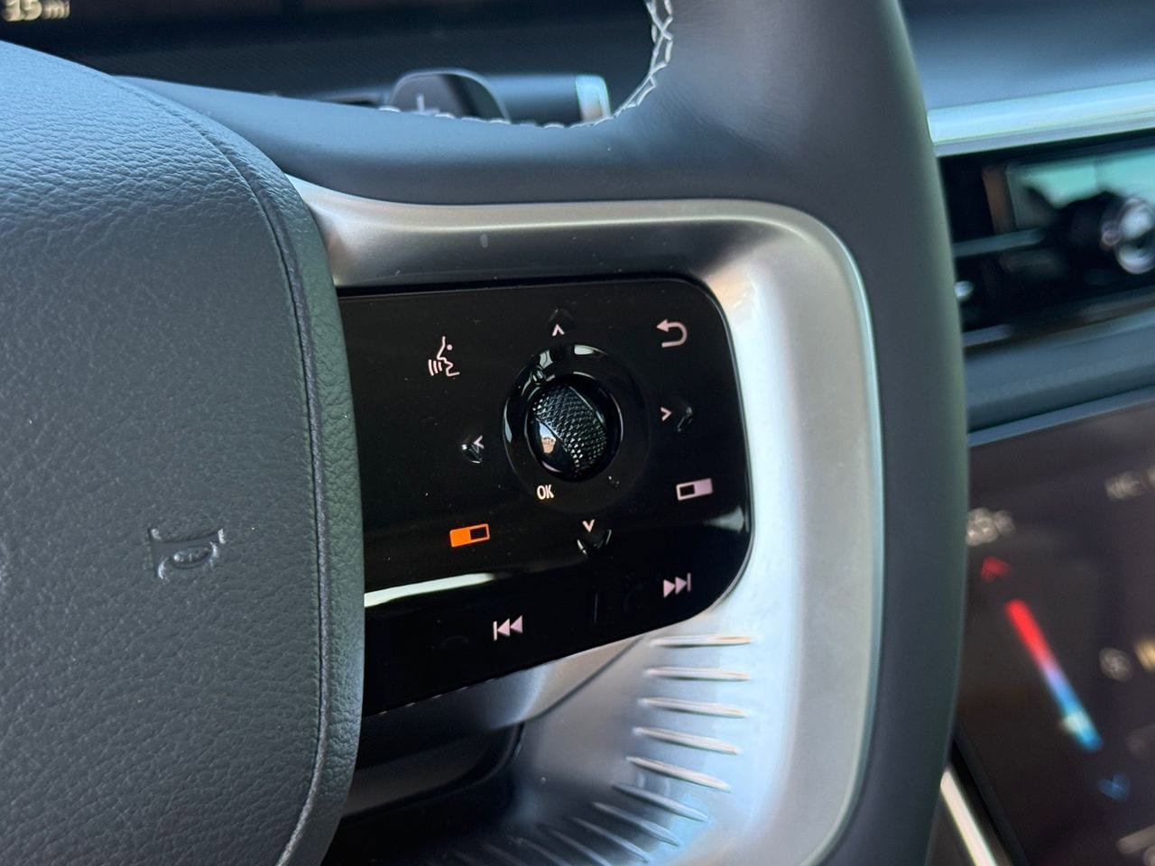 New 2026 INFINITI QX80 Luxe AWD/4WD image 17