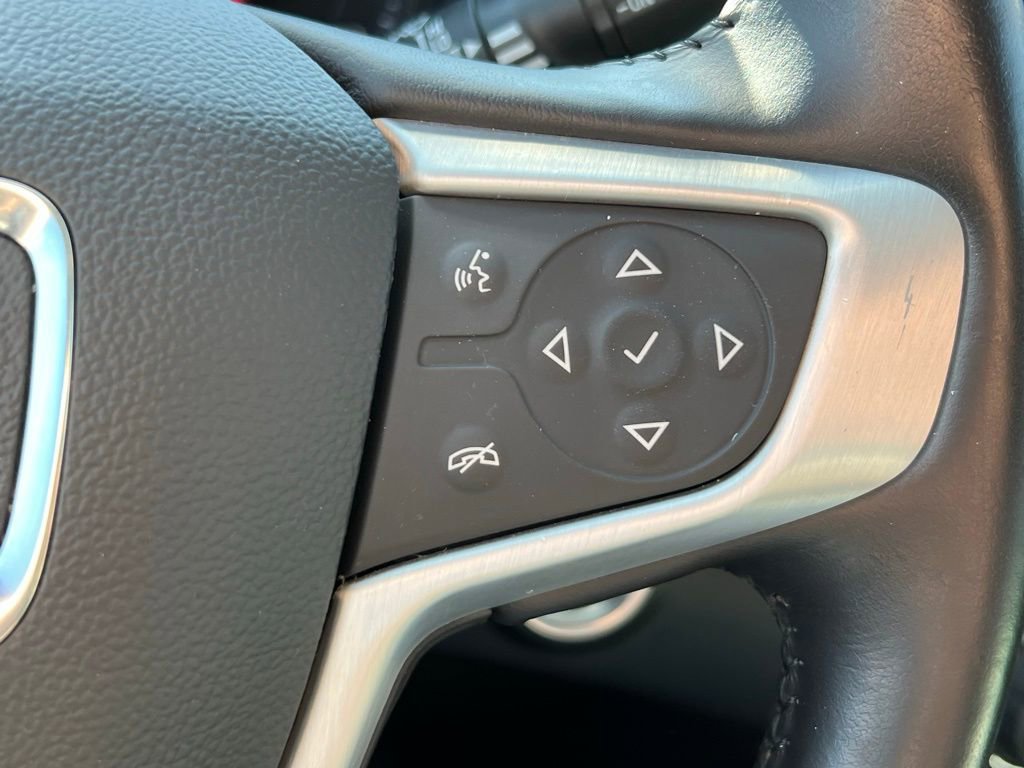 Used 2021 GMC Terrain SLT w/ Elevation Edition image 38