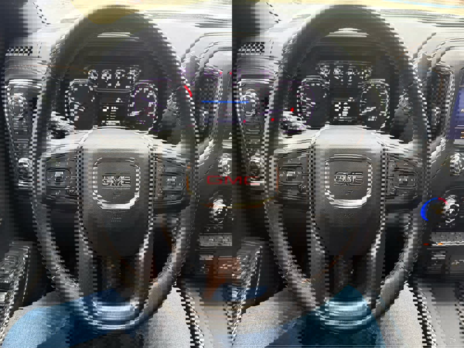 Used 2020 GMC Sierra 1500 AT4 w/ AT4 Premium Package image 22