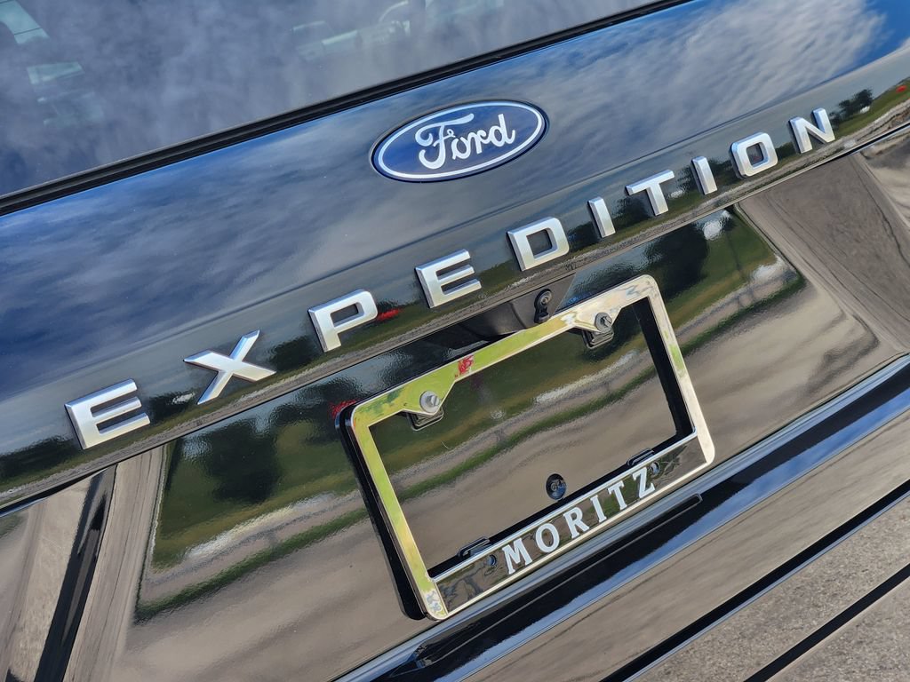 Used 2025 Ford Expedition Max Active AWD/4WD image 12