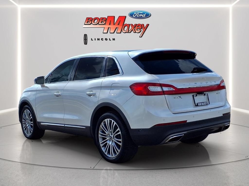 Used 2017 Lincoln MKX Reserve AWD/4WD image 7
