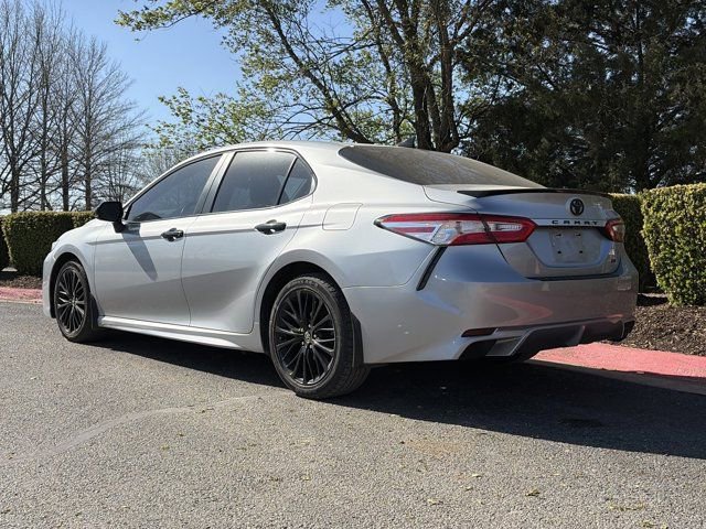 Used 2020 Toyota Camry SE image 7
