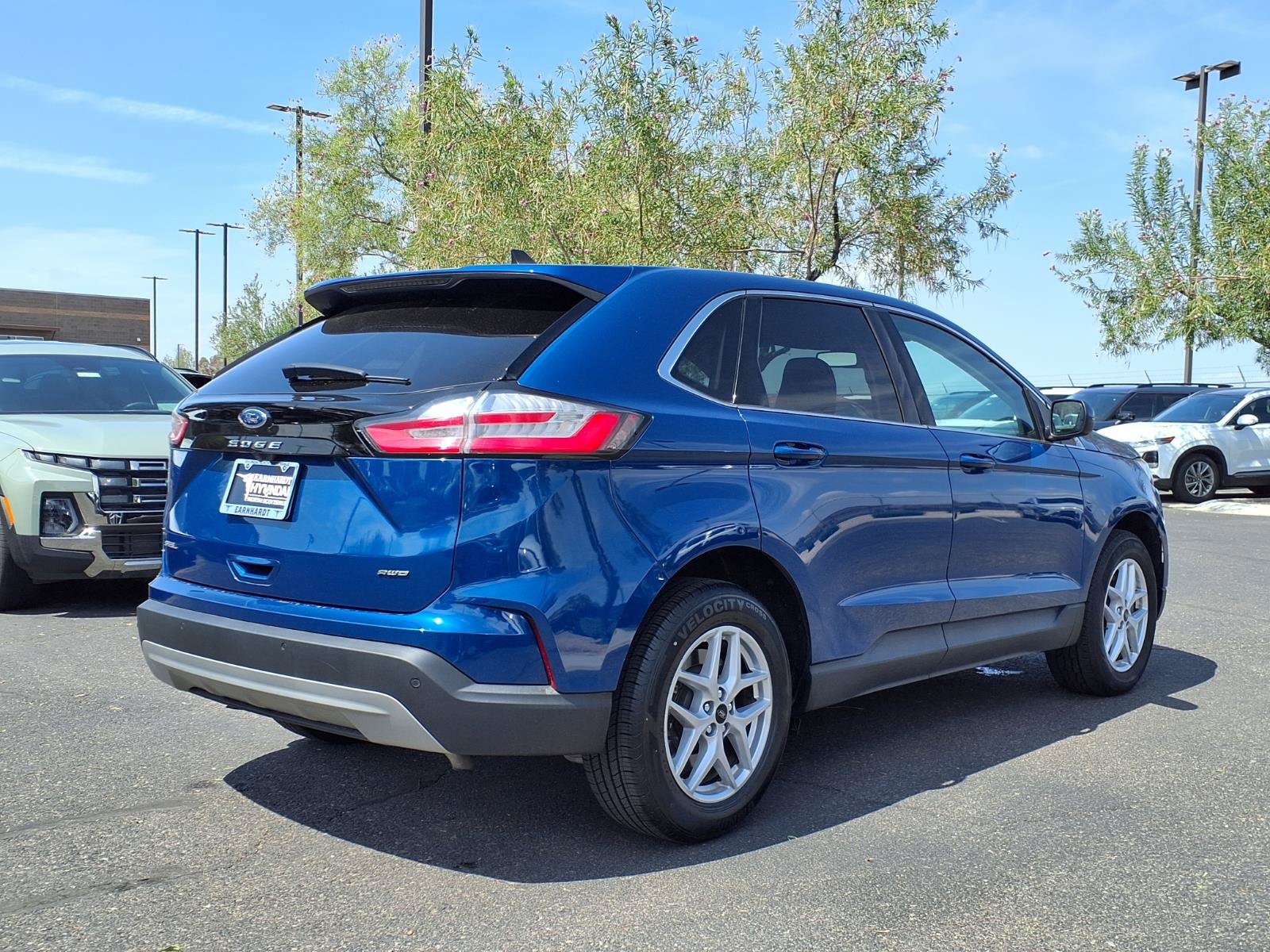 Used 2023 Ford Edge SEL AWD/4WD image 6