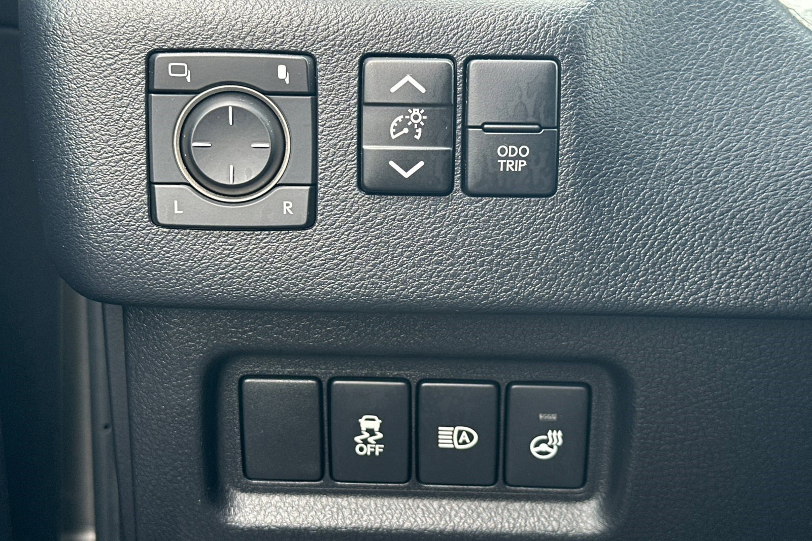 Used 2023 Lexus GX 460 Premium w/ Premium Package image 36