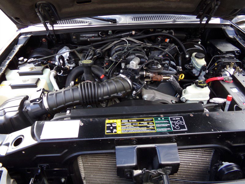 Used 2004 Ford Explorer Sport Trac XLT 4WD image 72