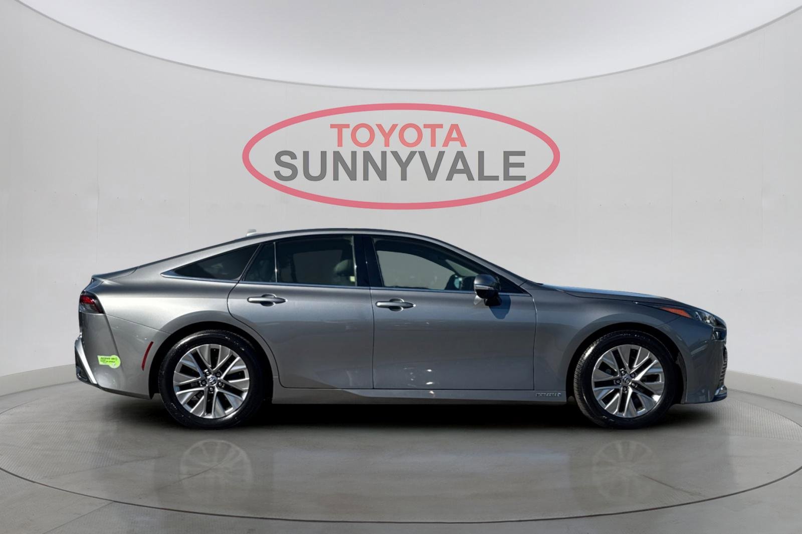 Certified 2023 Toyota Mirai XLE image 9