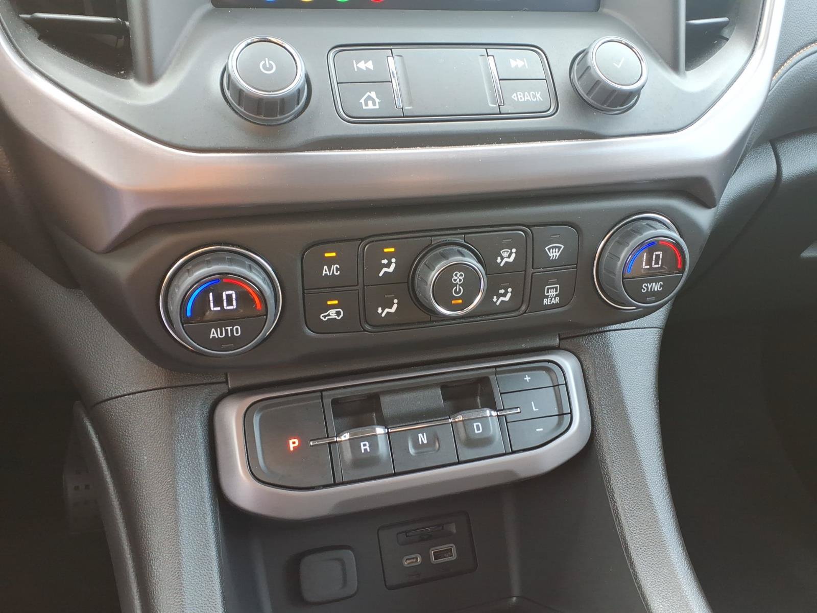 Certified 2023 GMC Acadia AT4 w/ Technology Package AWD/4WD image 21