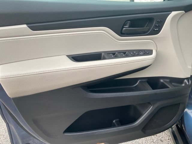 Used 2025 Honda Odyssey EX-L image 14