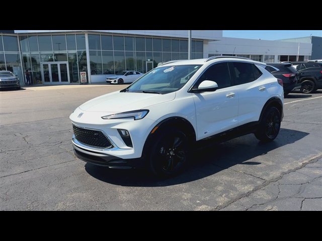 Certified 2025 Buick Encore GX Sport Touring w/ Comfort Package FWD image 4