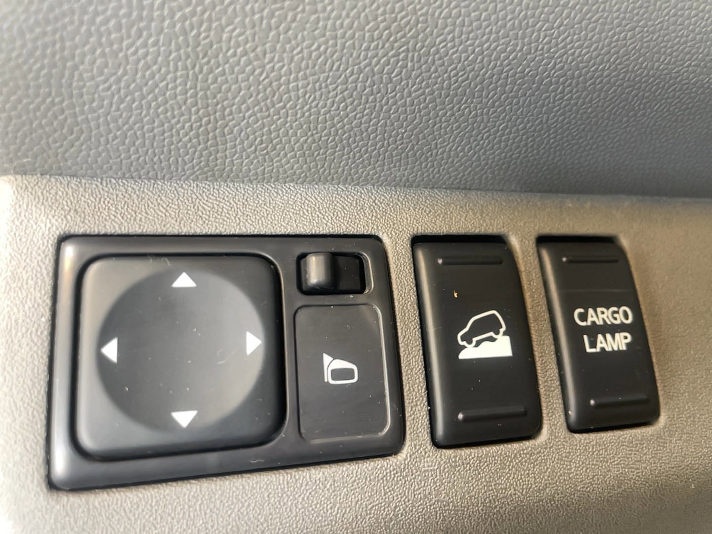 Used 2017 Nissan Frontier SV AWD/4WD image 13