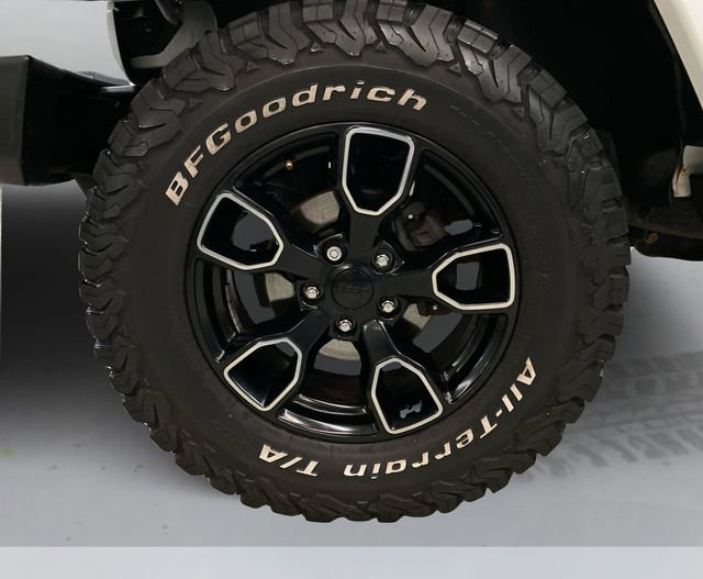 Used 2018 Jeep Wrangler Unlimited Altitude image 18