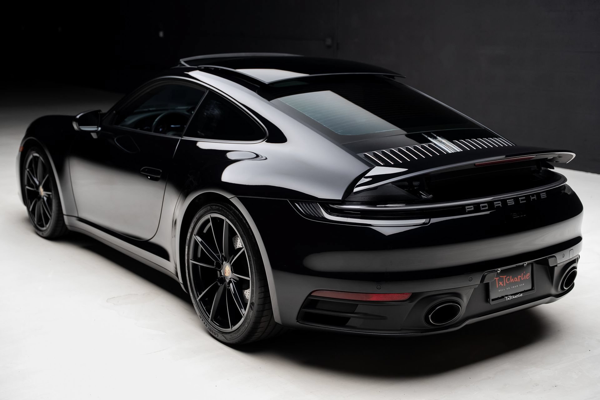 Used 2024 Porsche 911 Carrera 4 AWD/4WD image 23