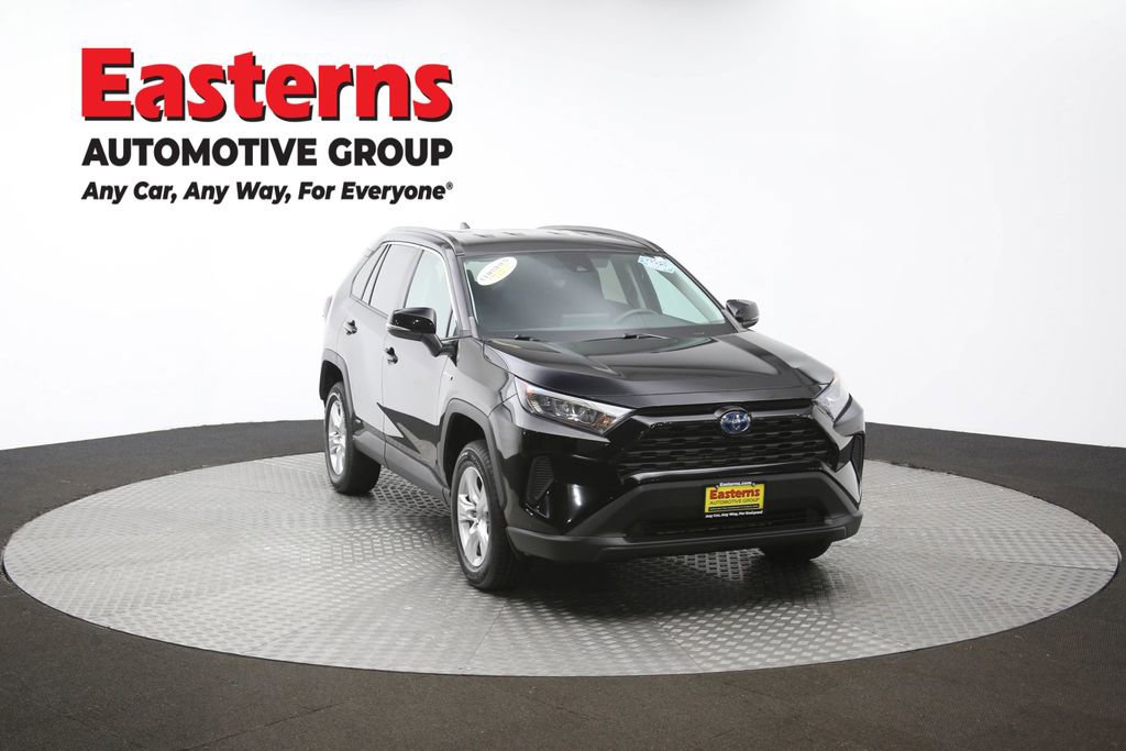 Used 2021 Toyota RAV4 LE image 49