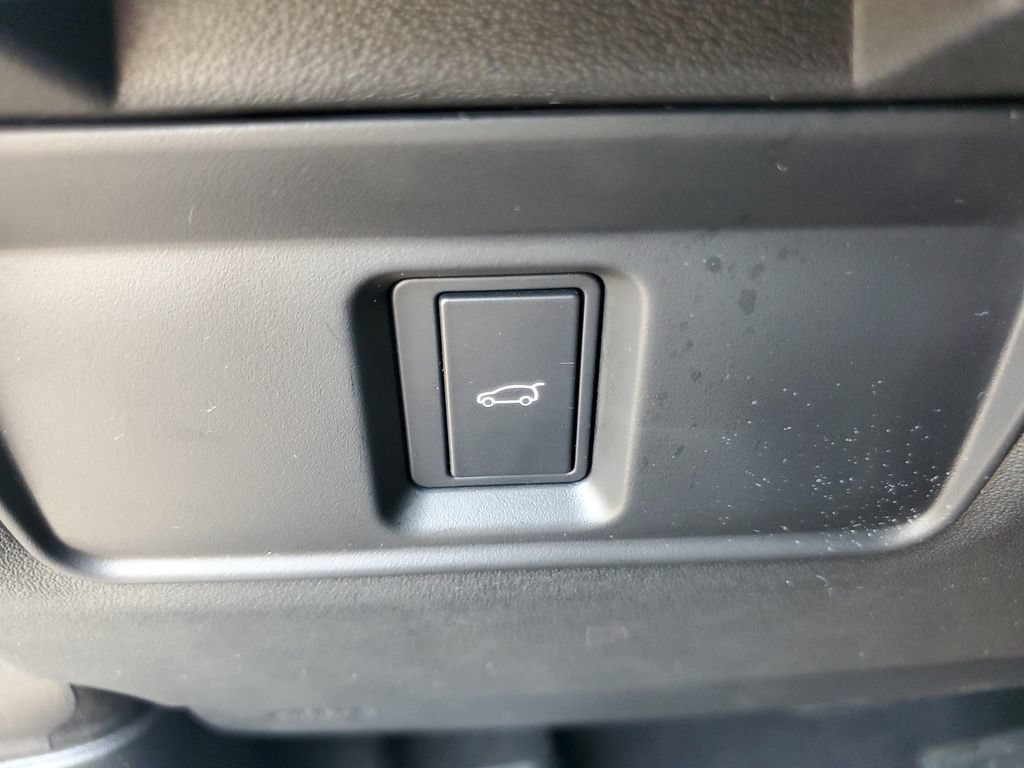 Used 2025 Land Rover Discovery Sport S AWD/4WD image 16