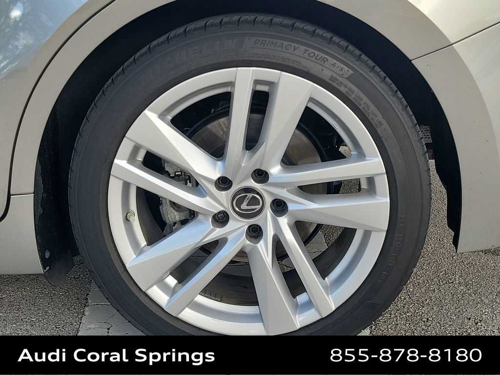 Used 2022 Lexus IS 300 w/ Accessory Package RWD image 16