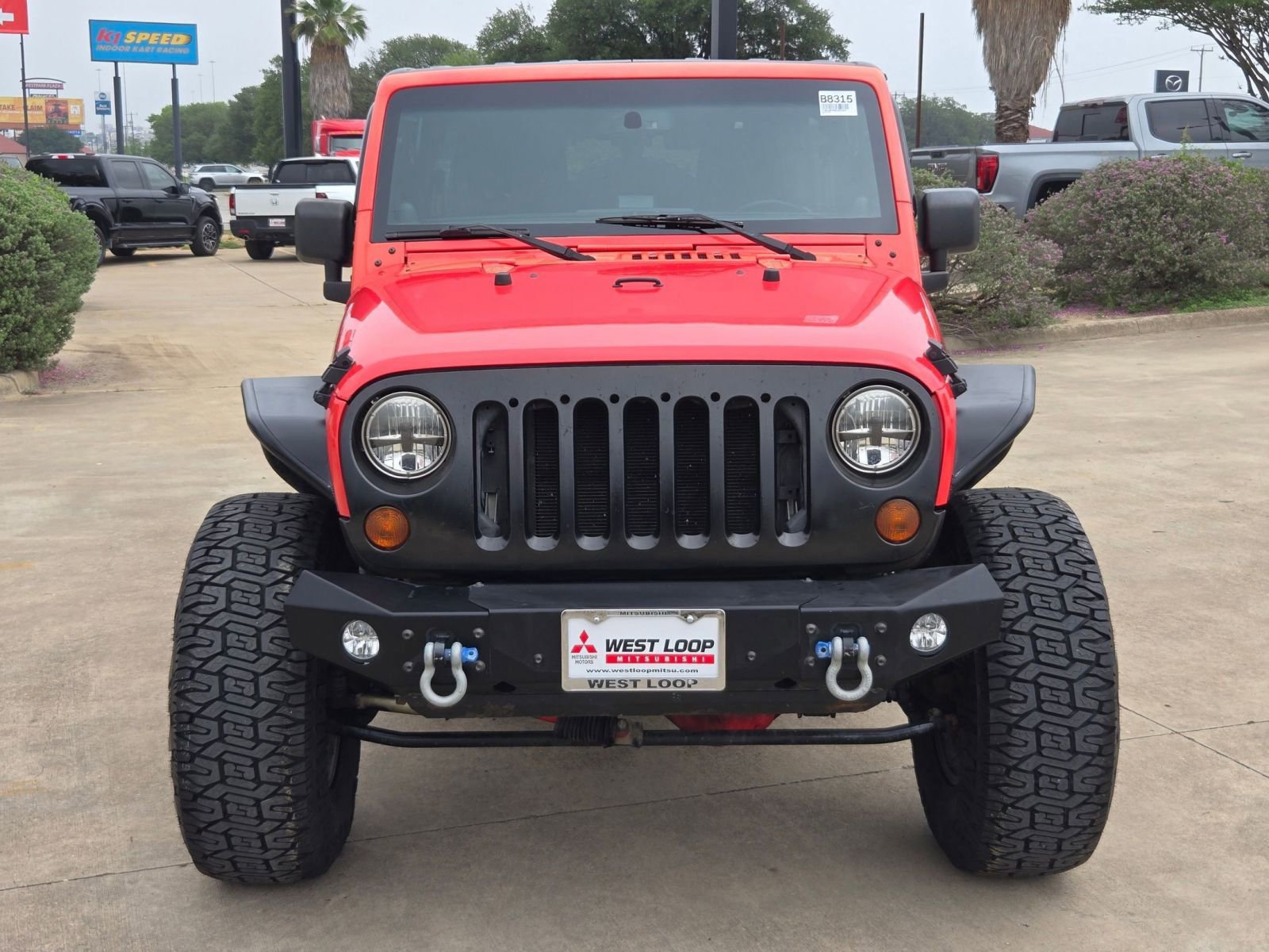 Used 2013 Jeep Wrangler Unlimited Rubicon w/ Connectivity Group AWD/4WD image 8